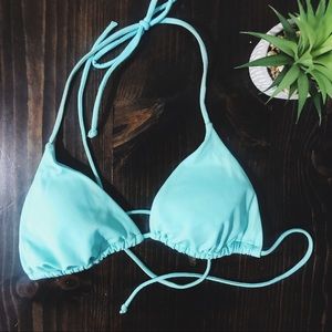 ✨Victoria’s Secret Bikini Top (M)